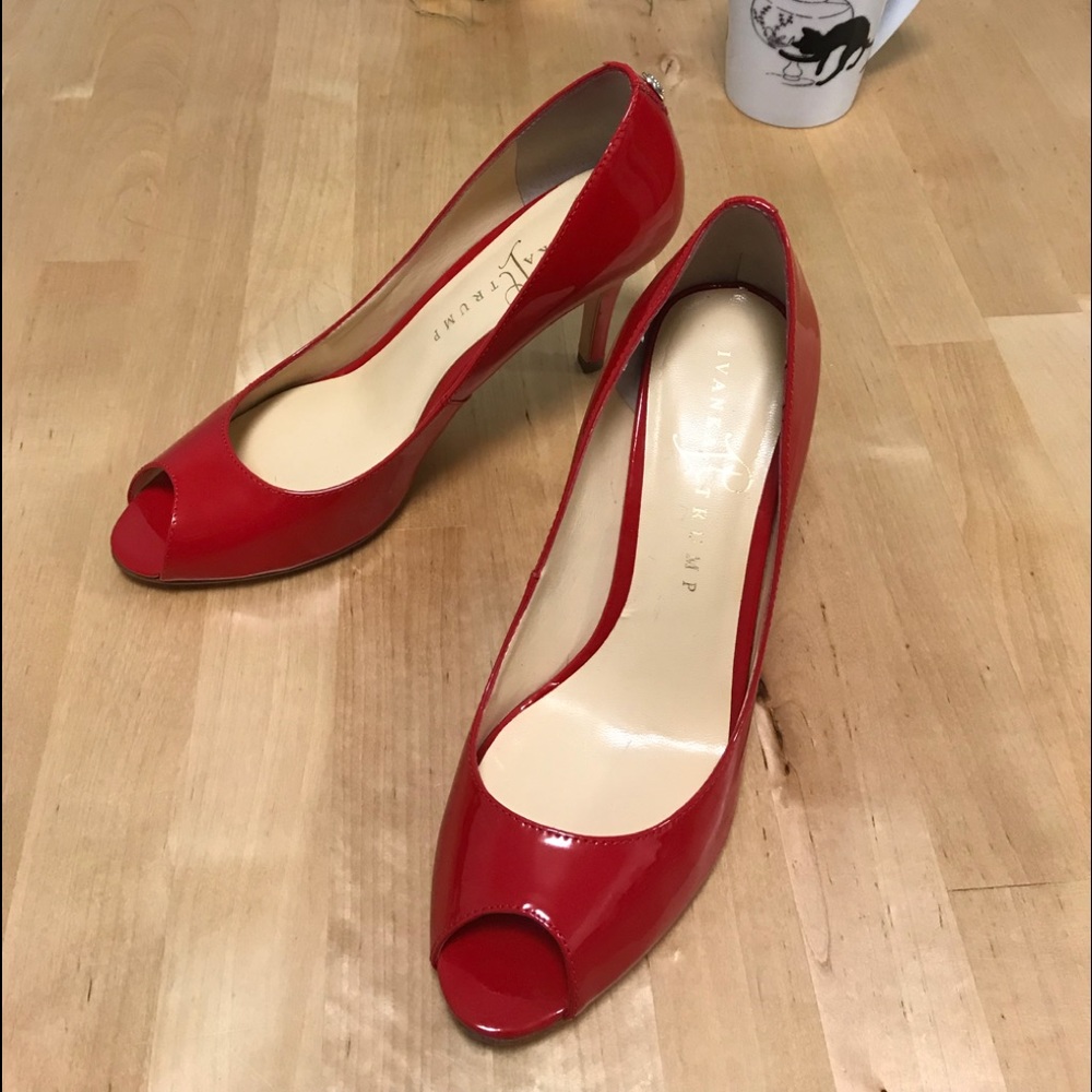 Ivanka Trump heels Bright Red! Size 6.5 M